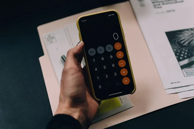 Installment loan vs payday loan comparison with calculator